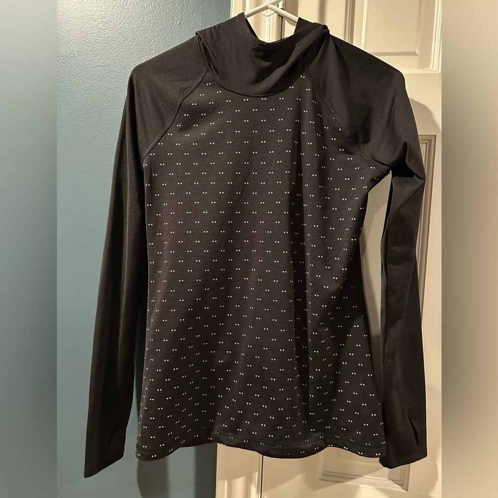 Old Navy Active reflective activewear hoodie for cold weather